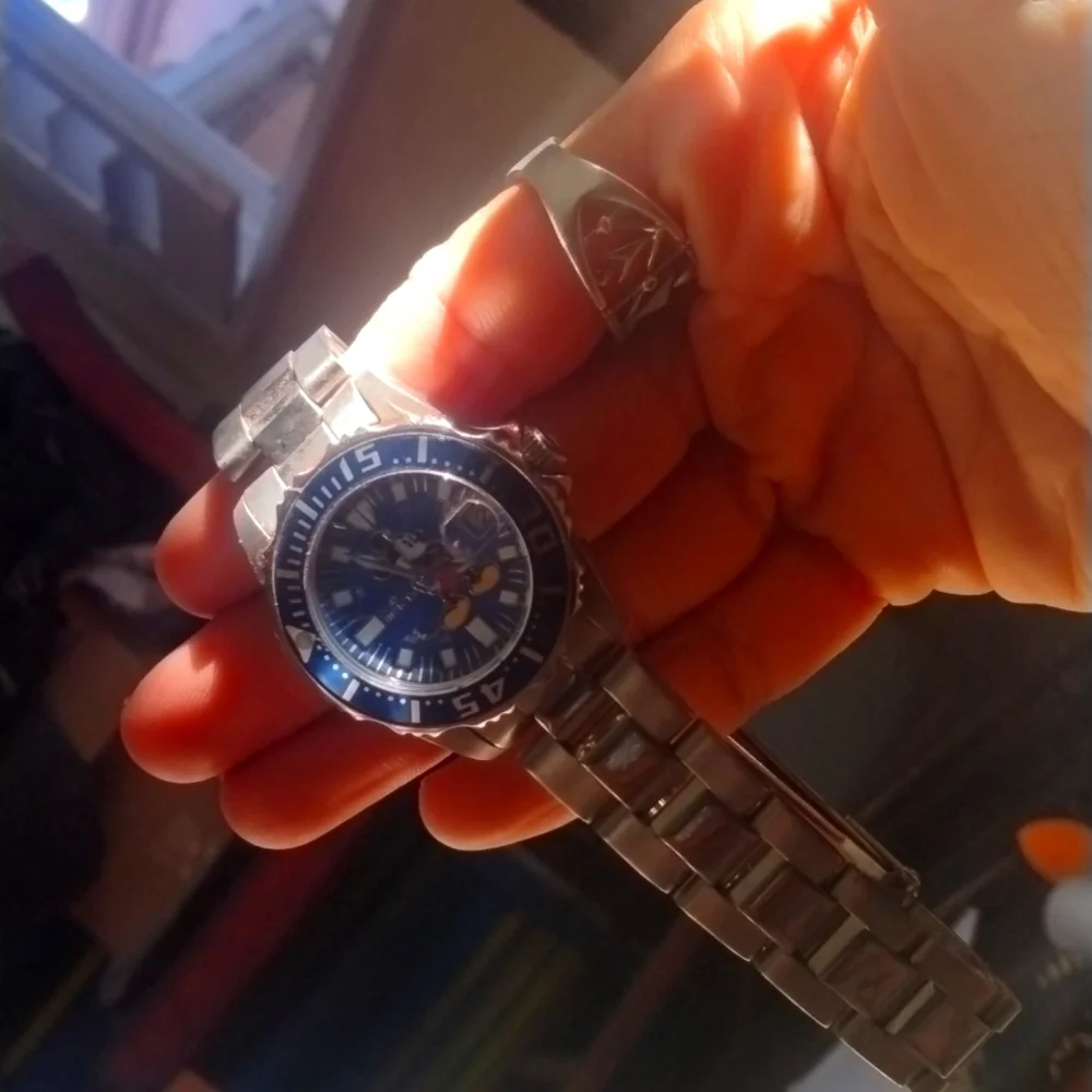 Watch - Picture 1 of 4